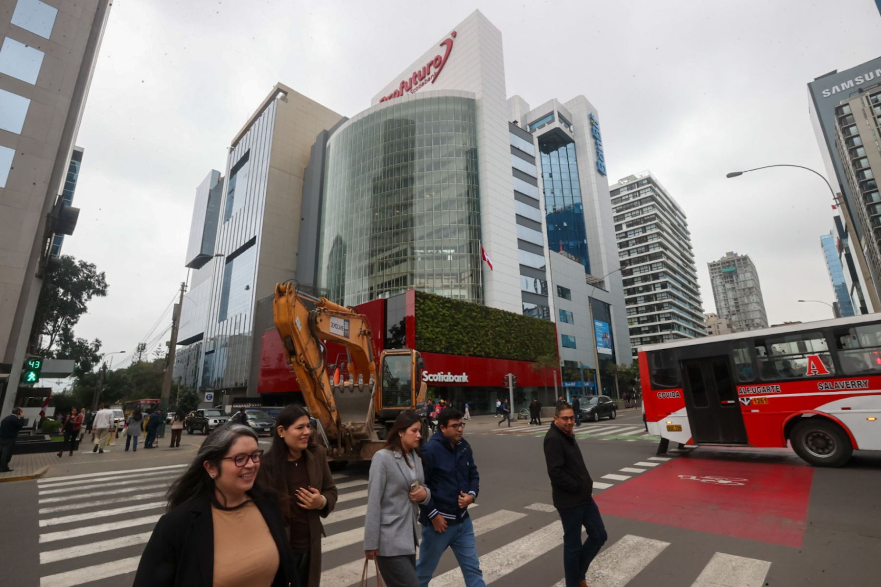 Las AFP podrán invertir más en el extranjero, de 50% a 80% se elevó el límite. ANDINA/Juan Carlos Guzmán
