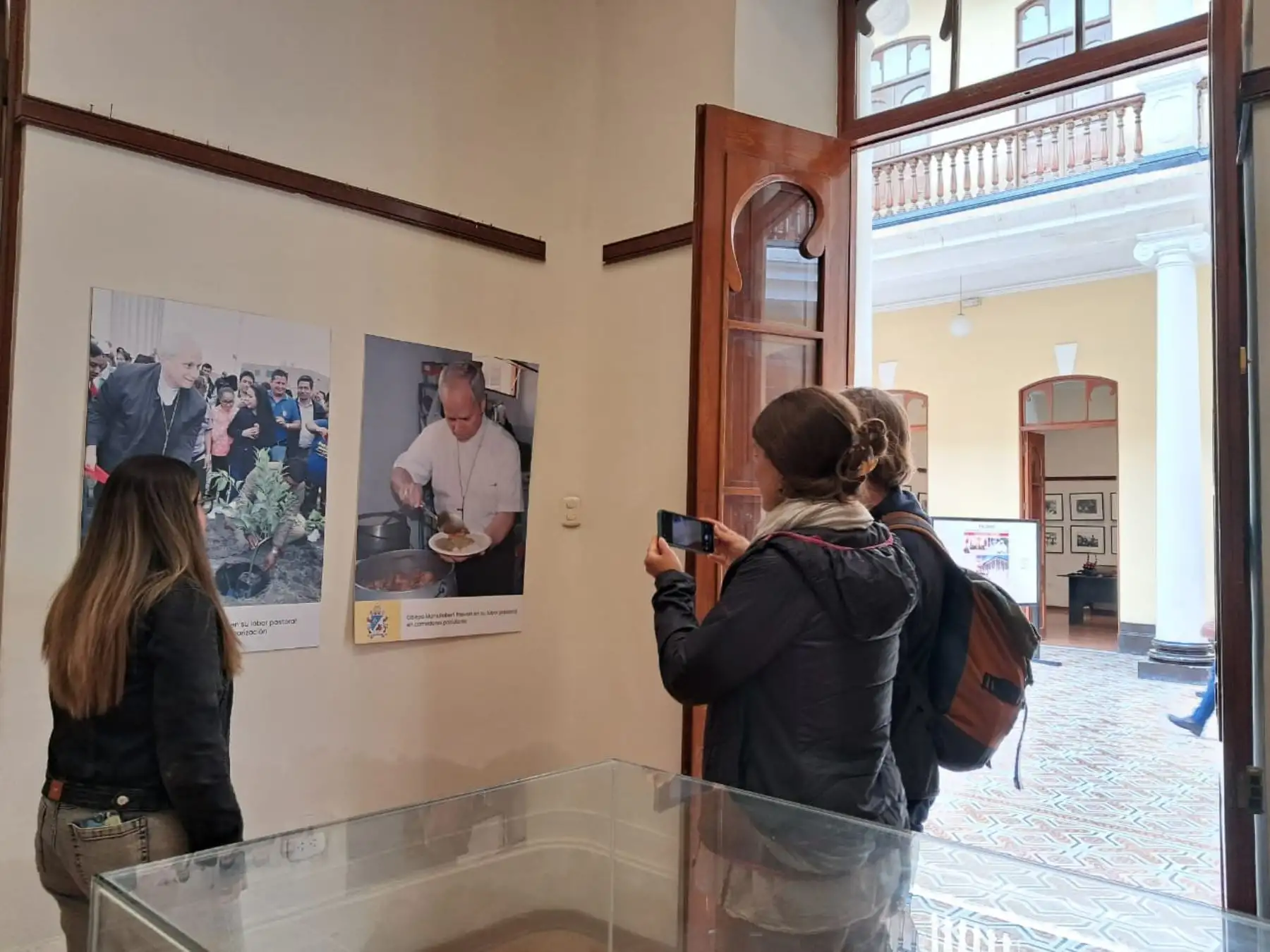 En solo dos meses, Chiclayo, la capital de la región Lambayeque, ha experimentado un fenómeno sin precedentes: un aumento significativo en el turismo cultural y religioso, impulsado por el reconocimiento mundial del Papa León XIV, cuyo vínculo con la localidad ha puesto a Chiclayo en el mapa internacional. Foto: ANDINA/ Difusión
