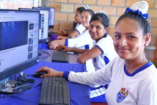 MTC mejora velocidad de Internet en instituciones públicas de Ayacucho y Huancavelica