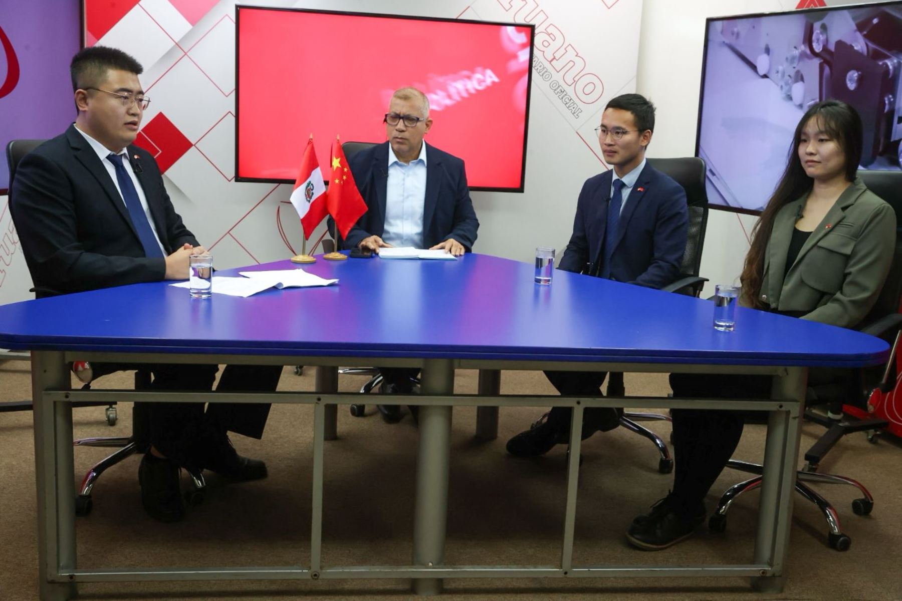 Eliminación de requisito de visa a peruanos impulsará turismo y comercio entre Perú y China, destacan diplomáticos.chinos en Perú.
