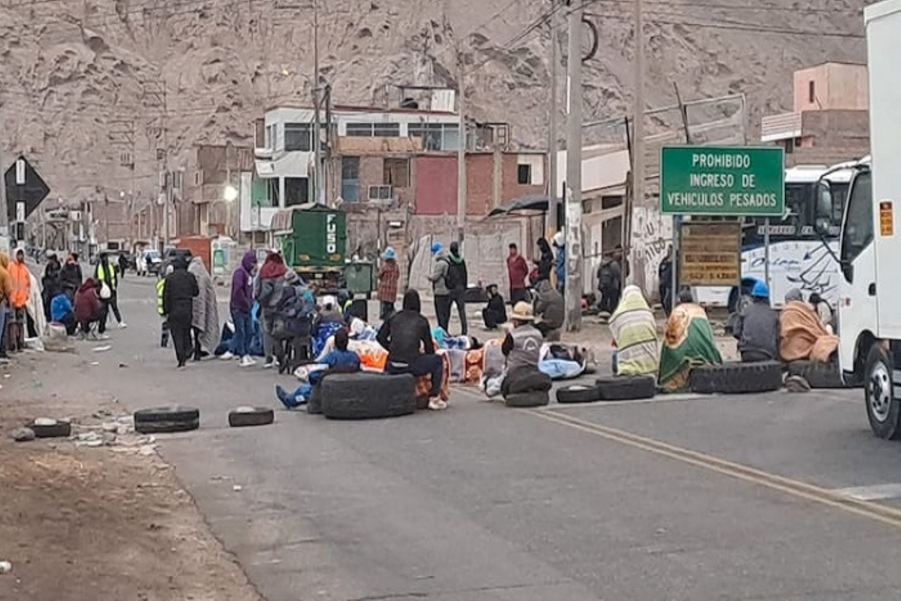 Cámara de Comercio de Arequipa está dispuesta a ser mediador en la solución de la protesta de los mineros artesanales e informales, para que en coordinación con el Estado se fijen plazos a mediano y corto plazo.. Foto: Internet/Medios