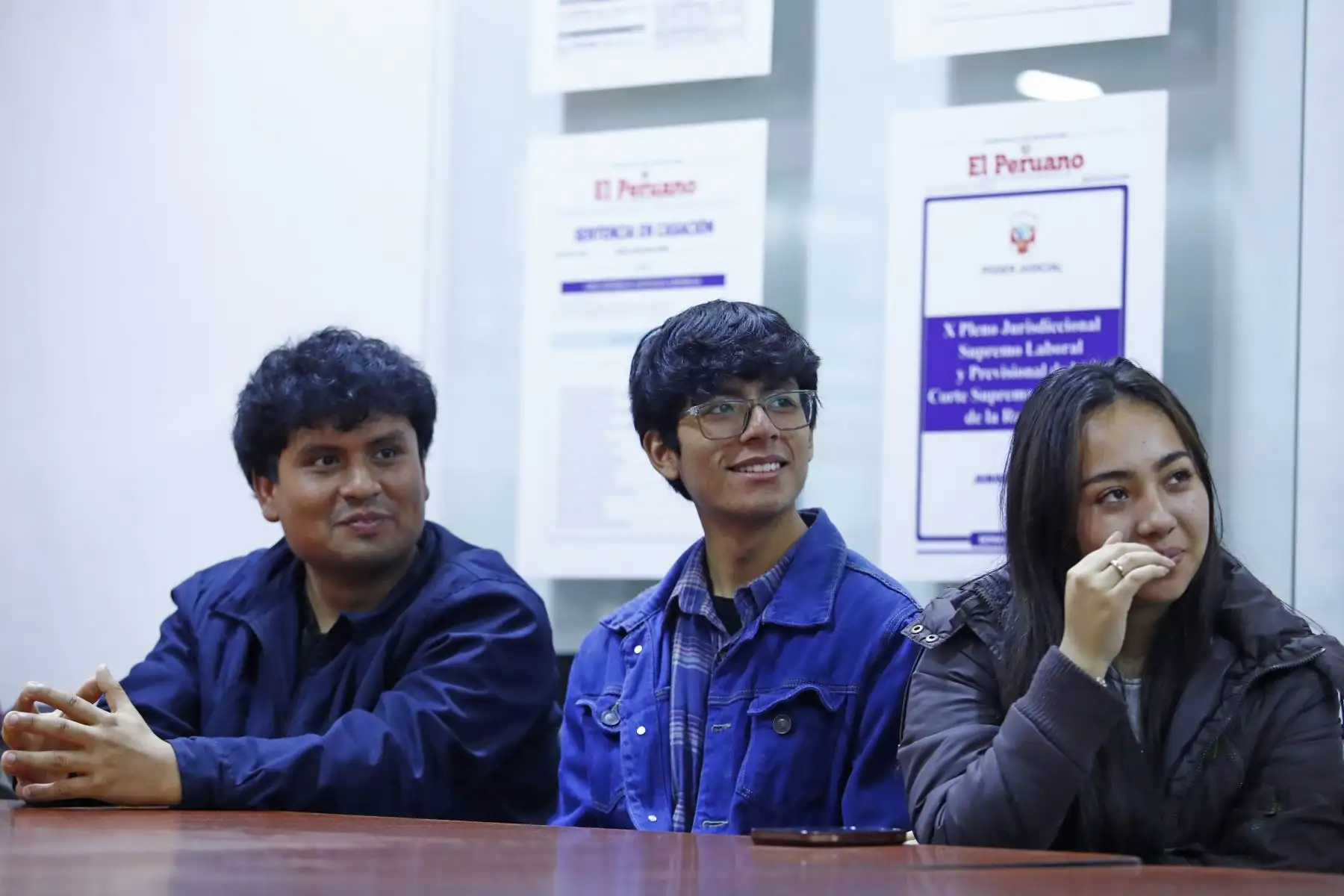 Estudiantes de séptimo ciclo de Ciencias Políticas de la Universidad San Marcos, del curso de Comunicación Política, fueron participes de la iniciativa Vive Andina, en las que destacados periodistas de la Agencia de Noticias Andina compartieron sus conocimientos y experiencias con los jóvenes. Foto: ANDINA/Daniel Bracamonte