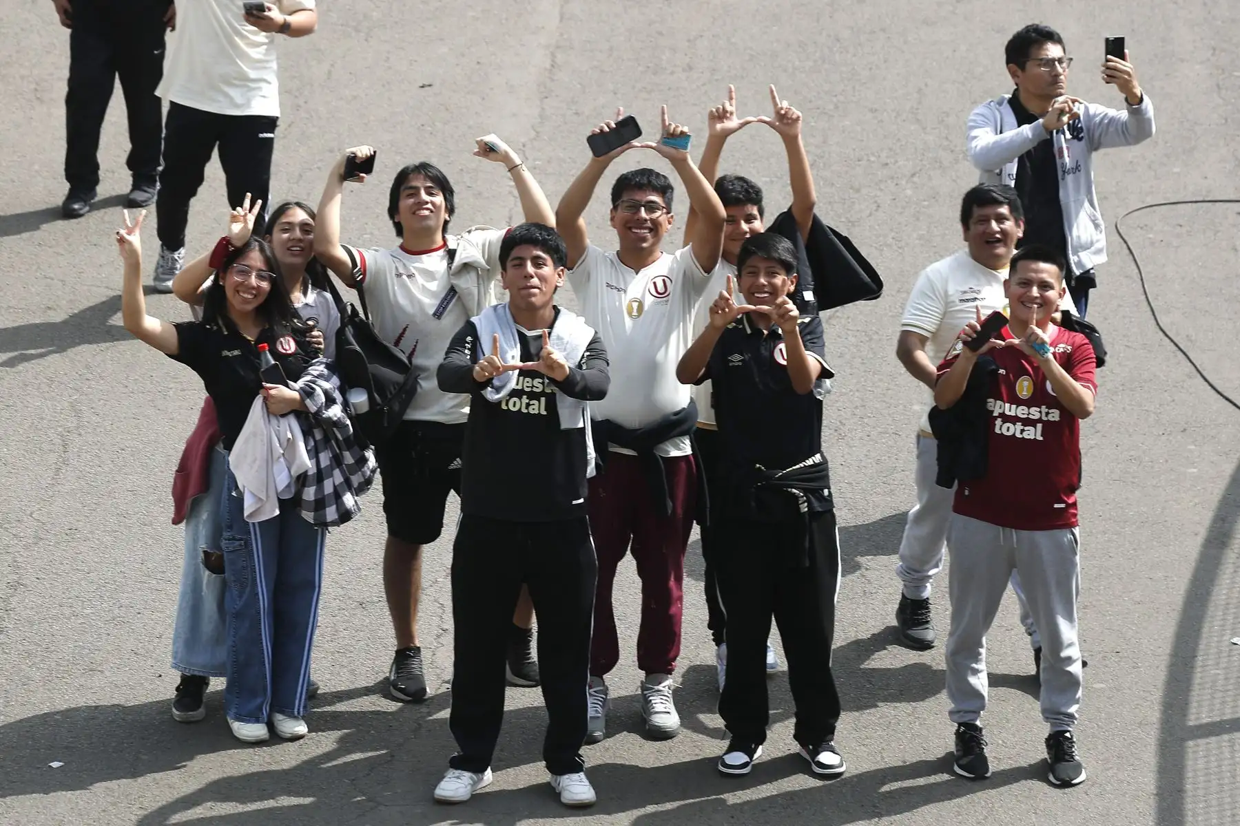Imágenes previas al partido entre Universitario de Deportes y Los Chankas que definirá al campeón del Torneo Apertura de la Liga1 2025 en el Estadio Monumental.
Foto: ANDINA/ Eddy Ramos