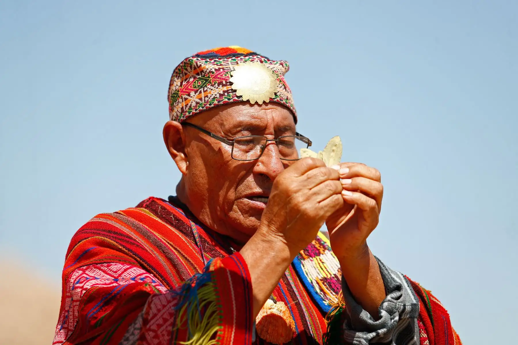 El sábado 12 de julio se realizó el Peñico Raymi 2025, en el marco de la presentación a la opinión pública de Peñico, nuevo sitio arqueológico asociado a la civilización Caral, ubicada en el valle de Supe, en Lima región. Consistió en un festival artístico cultural, cuyo acto más llamativo fue una ceremonia ritual de pago a la tierra. Foto: ANDINA/Daniel Bracamonte