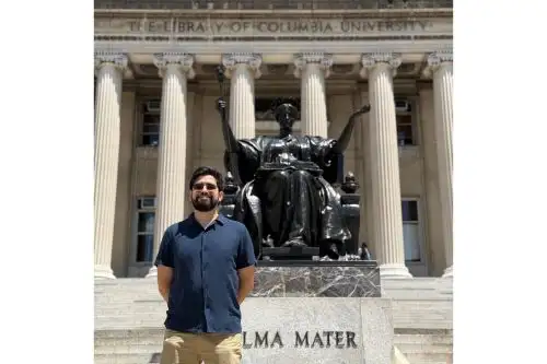 Miguel Ángel Santiváñez López, arquitecto peruano de 26 años, estudia en las aulas de la Universidad de Columbia en Nueva York gracias a la Beca Generación del Bicentenario 2025. Foto: ANDINA/Difusión.