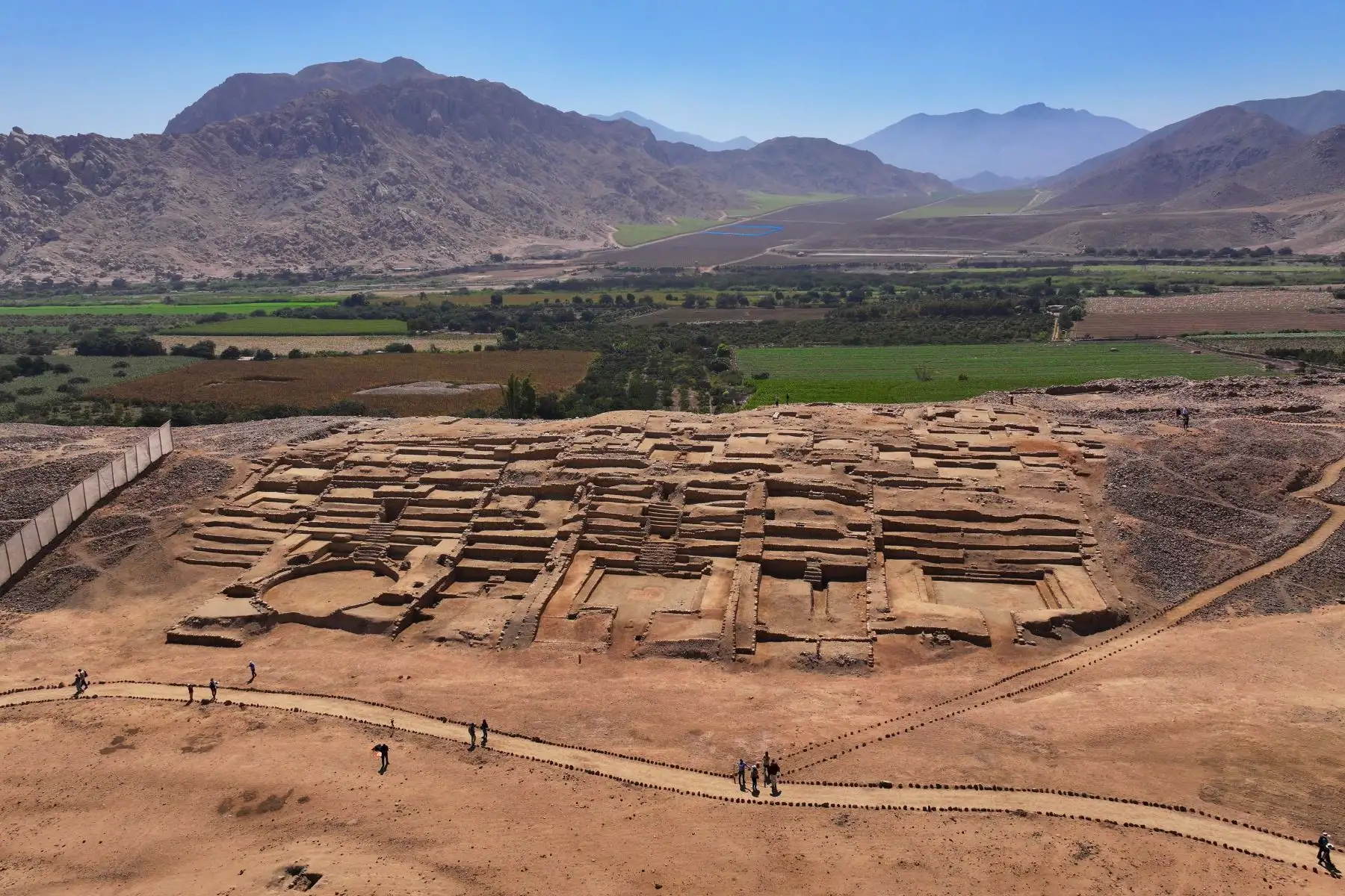 El origen de la ciudad de Peñico se remonta a las poblaciones que abandonaron las ciudades más antiguas del valle de Supe, como la Ciudad Sagrada de Caral, después del colapso de las entidades sociopolíticas que las dirigían. Foto: ANDINA/Daniel Bracamonte