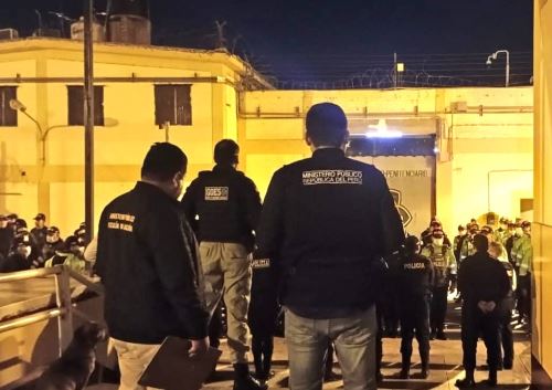El Ministerio Público y la Policía Nacional del Perú ejecutaron un operativo de requisa en el establecimiento penal de Chiclayo. ANDINA/Difusión