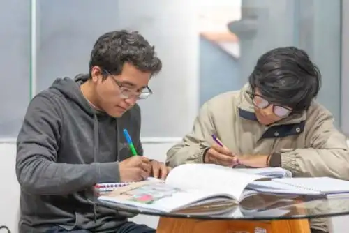  Este evento busca contribuir al fortalecimiento de la cultura matemática nacional, promoviendo la sana competencia, el intercambio académico y el desarrollo de vocaciones hacia carreras de ingeniería, ciencias básicas y áreas afines. ANDINA/Difusión