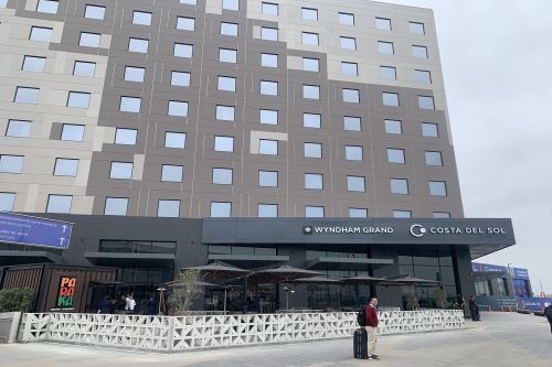 Hotel 5 estrellas en nuevo aeropuerto Jorge Chávez inicia operaciones este mes. Cortesía