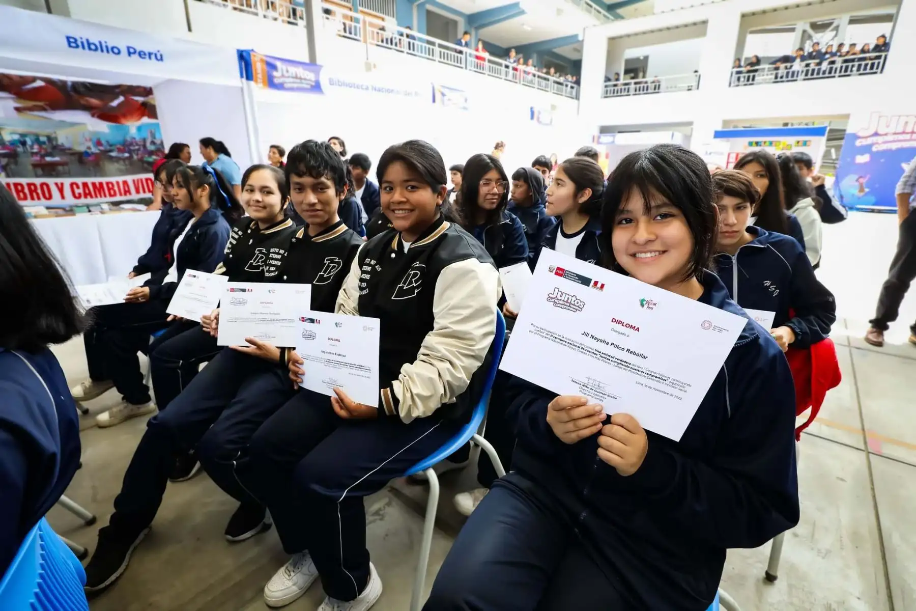 El Gobierno aprobó la Estrategia Multisectorial para reducir la pobreza urbana al 2040, con un piloto inicial en 15 distritos de siete regiones. Esta iniciativa, liderada por el Midis, busca atender a 24 mil hogares en 2025 mediante servicios integrados y focalizados. La estrategia articula a 17 ministerios y tres niveles de gobierno, promoviendo intervenciones sostenidas, con enfoque multidimensional, sin requerir nuevos recursos del Tesoro Público. Su implementación marcará un hito en inclusión social. Foto: ANDINA/Difusión