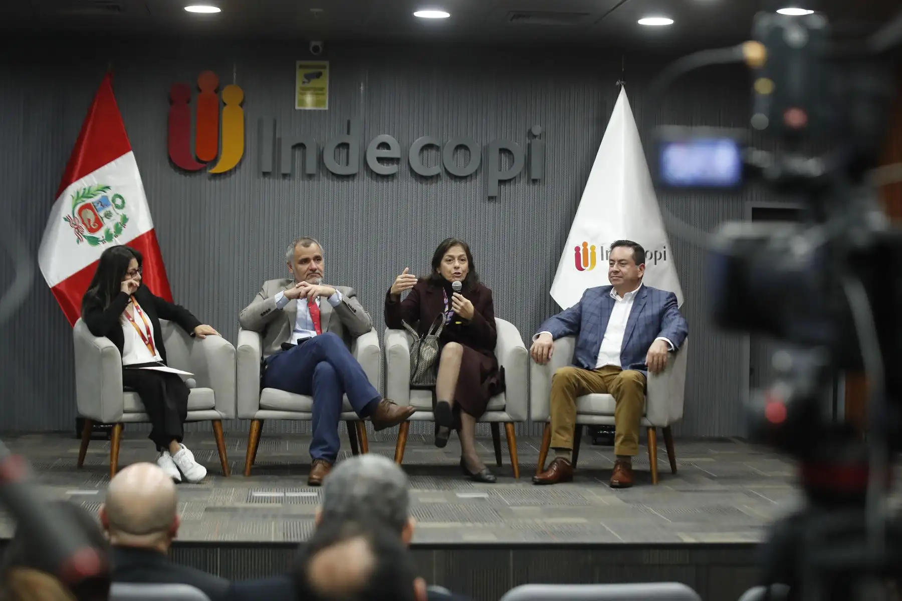 Indecopi presenta el nuevo Portal de Eliminación de Barreras Burocráticas, que ahora incorpora el Radar de Barreras, una herramienta digital que permite a la ciudadanía visualizar en tiempo real las barreras burocráticas identificadas. Foto: ANDINA/Eddy Ramos