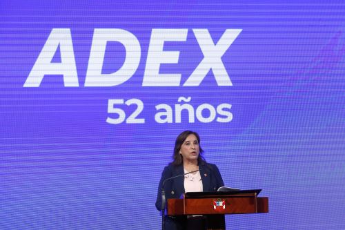 Presidenta Dina Boluarte participa en ceremonia por el 52° aniversario de ADEX