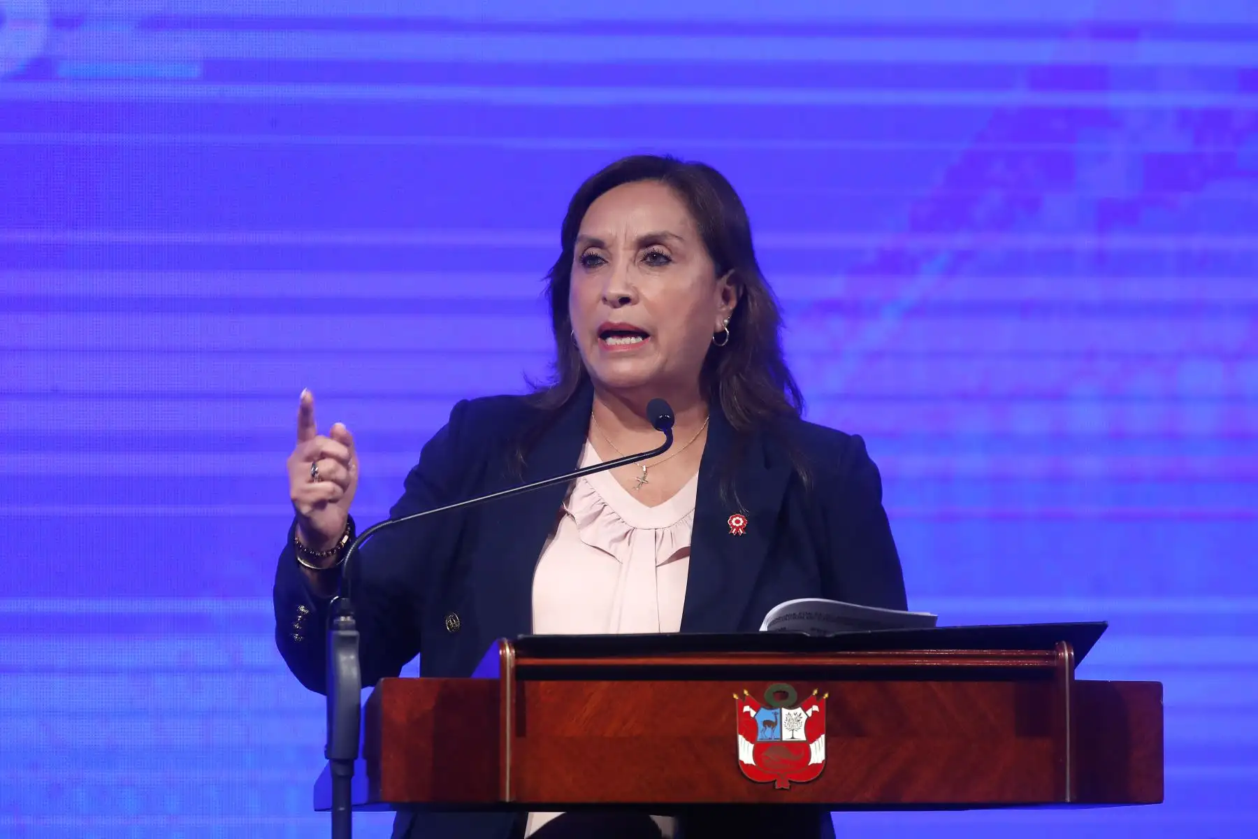La presidenta de la República, Dina Boluarte, participa en la ceremonia por el 52° aniversario institucional de la Asociación de Exportadores (ADEX). Foto: ANDINA/Eddy Ramos