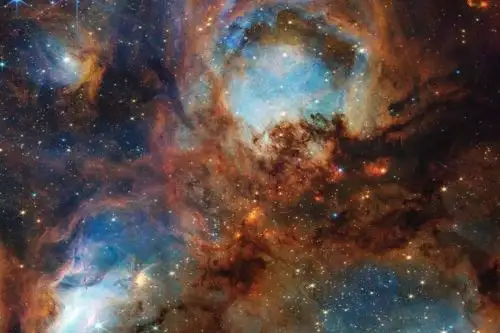 El instrumento NIRCam de Webb revela detalles inéditos en una región de formación estelar, coincidiendo con los tres años de operación científica del telescopio.