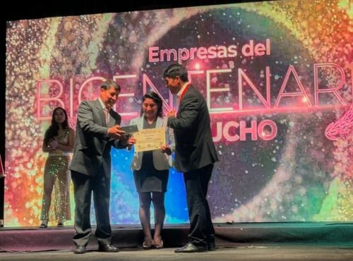 Cinco marcas de cacao de la región Ayacucho obtuvieron la medalla de plata en el prestigioso Concurso Internacional del Chocolate de París que organizó la Agencia para la Valorización de Productos Agrícolas de Francia, ANDINA/Difusión