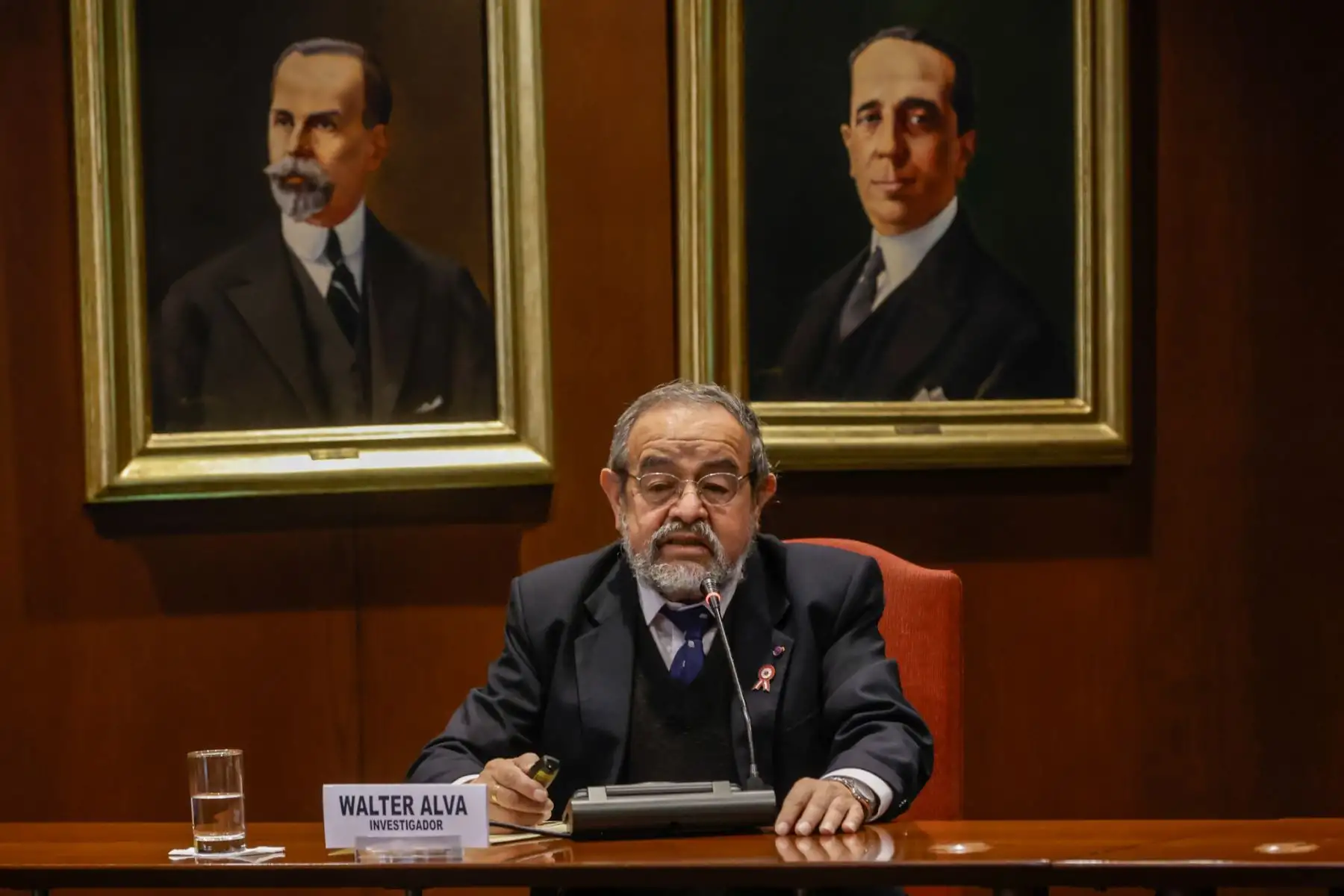 El Banco Central de Reserva del Perú puso en circulación la nueva moneda de S/ 1 alusiva a la cultura Vicús, como parte de la serie “Cerámica Precolombina Peruana”. Esta tercera emisión busca resaltar el patrimonio cultural nacional mediante un medio de pago de uso cotidiano. La moneda presenta una vasija con forma de pato crestado y se acuñaron 10 millones de unidades. Foto: ANDINA/Luis Iparraguirre