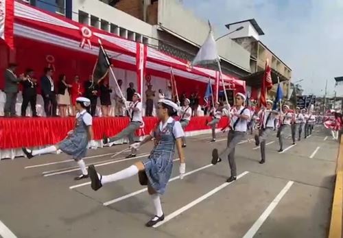 La Municipalidad Provincial de San Martín inició las actividades conmemorativas por Fiestas Patrias con un desfile escolar en Tarapoto. Las autoridades anunciaron un nutrido programa. ANDINA/Difusión