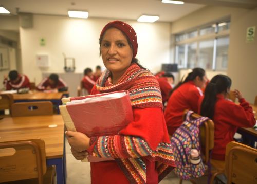 Gracias a las nuevas plazas docentes, un total de 2,359 escuelas rurales están incorporando un segundo maestro, informó el Ministerio de Educación. ANDINA/Difusión