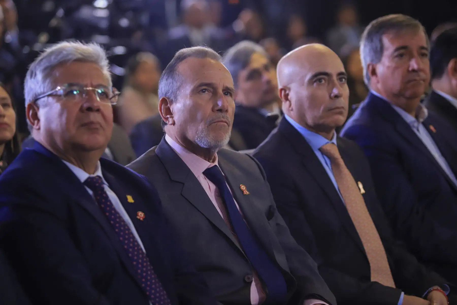 La presidenta de la república, Dina Ercilia Boluarte Zegarra, lidera la ceremonia de firma del contrato de concesión del proyecto PTAR Chincha, una obra para mejorar el tratamiento de aguas residuales en siete distritos de la provincia de Chincha. Foto: ANDINA/Prensa Presidencia