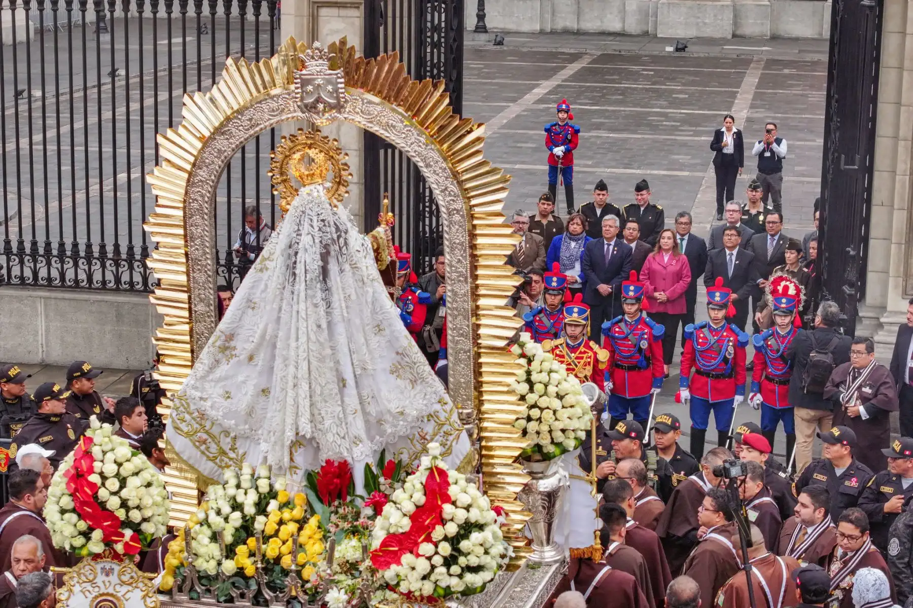 Despacho Presidencial rinde homenaje a la Virgen del Cármen. Foto: ANDINA/Prensa Presidencia
