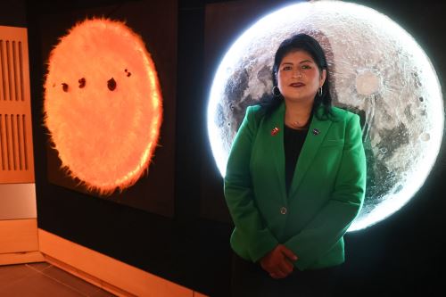 La ingeniera aeronáutica Aracely Quispe, de origen peruano, es una reconocida científica con una destacada trayectoria por su participación en misiones de la NASA. Foto:ANDINA / Juan Carlos Guzmán Negrini