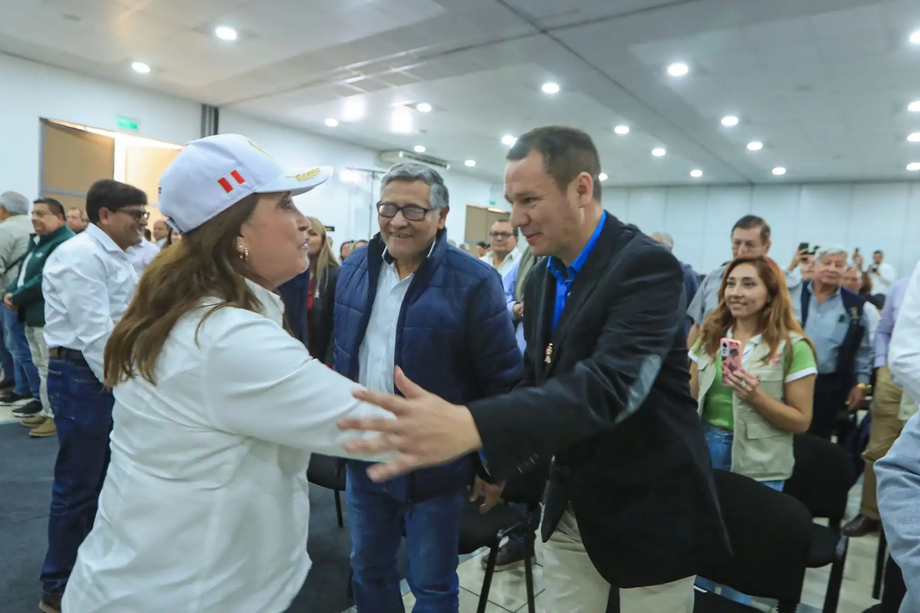 Presidenta Dina Boluarte en la ceremonia de transferencia del inmueble “CERRO JULI” al Gobierno Regional de Arequipa. Foto: ANDINA/Prensa Presidencia