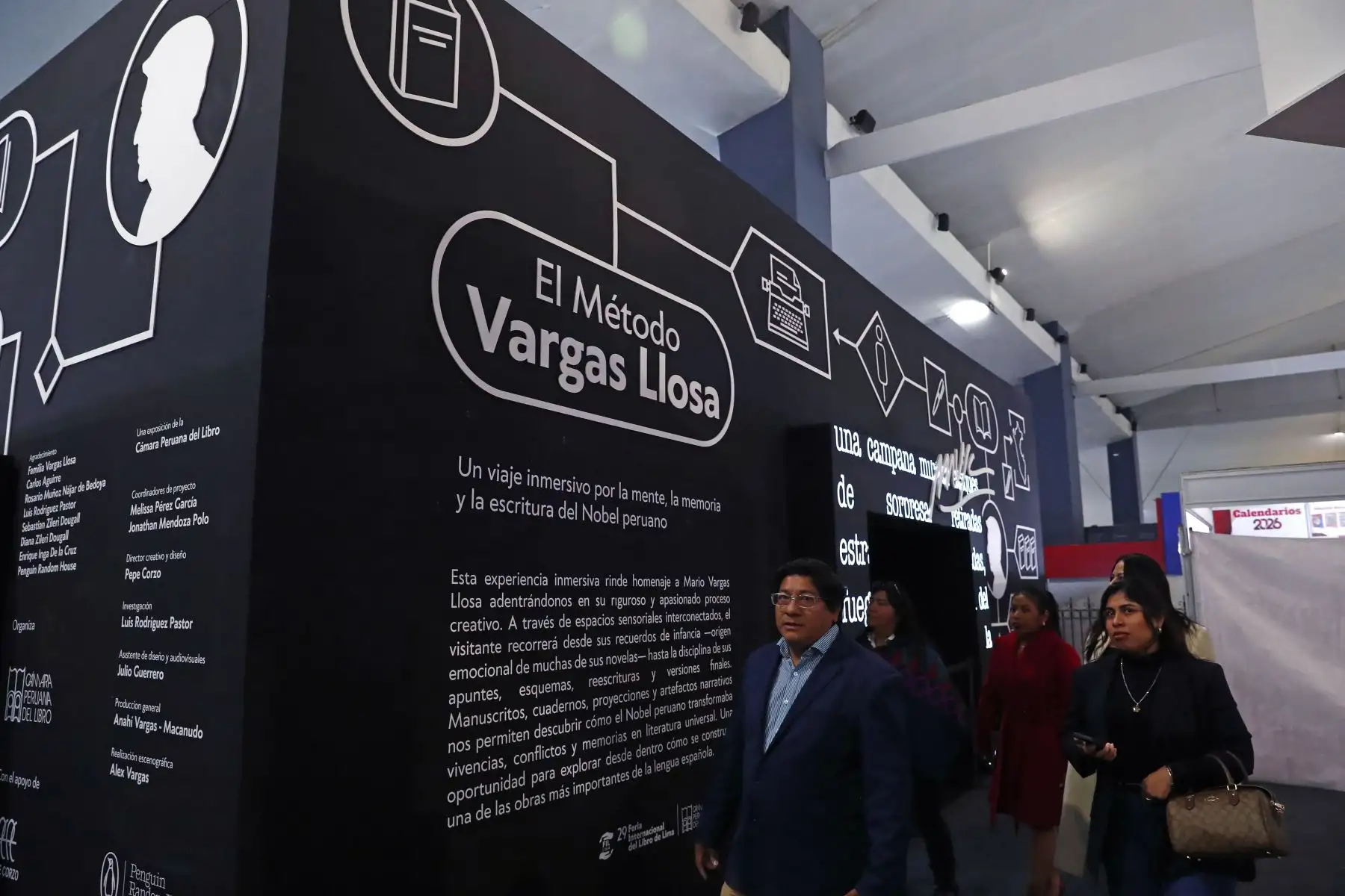 Entre algunas de las novedades de la 29 Feria Internacional del Libro FIL Lima 2025, que abre sus puertas al público el viernes 18 de julio en Jesús María, se tiene a Italia como país invitado de honor, además de un homenaje póstumo al premio Nobel peruano de Literatura, Mario Vargas Llosa, a través de diversas actividades y un ambiente especial para hacer honor a su vida y obra. Foto: ANDINA/Daniel Bracamonte
