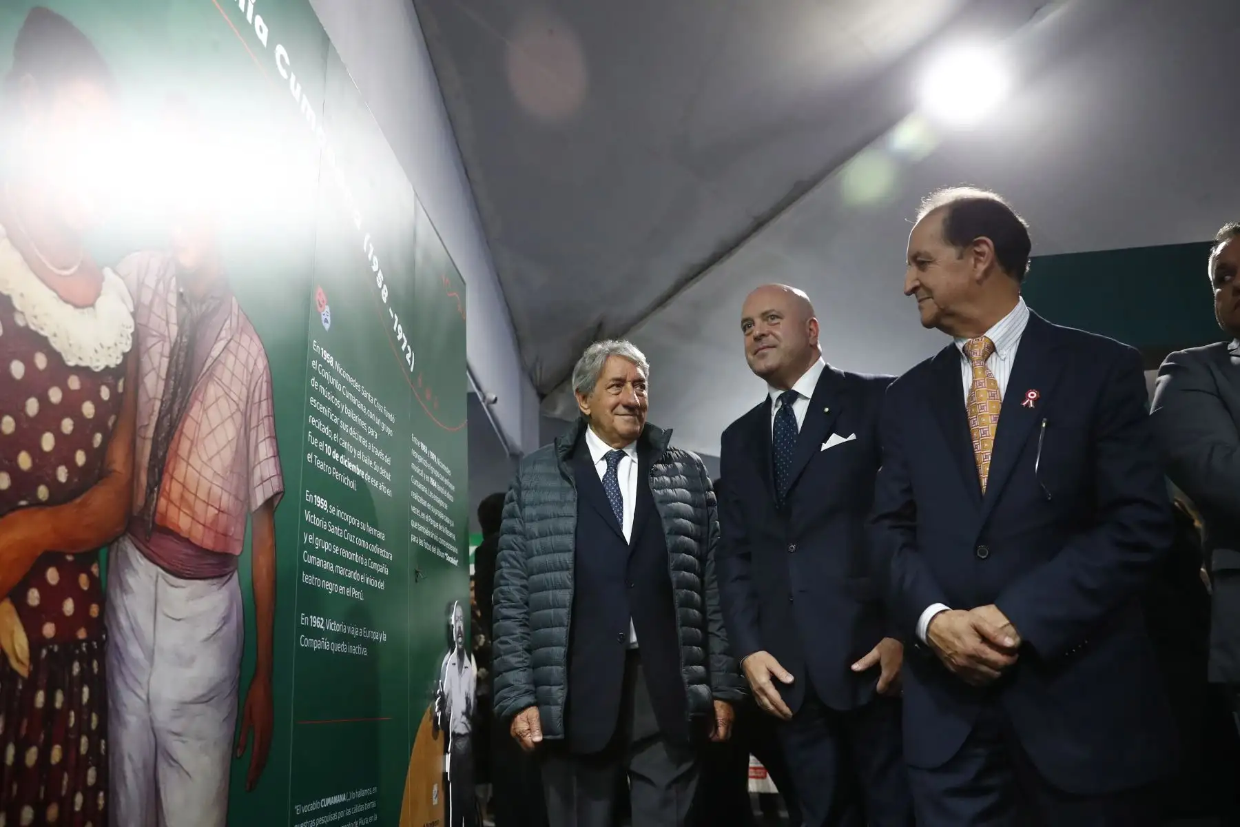 Ante la presencia de autoridades del ámbito cultural y embajadores, el jueves 17 de julio por la noche se realizó la inauguración de la 29 Feria Internacional del Libro FIL Lima 2025, que como todos los años tiene lugar en el Parque Próceres de la Independencia de Jesús María. Foto: ANDINA/Daniel Bracamonte