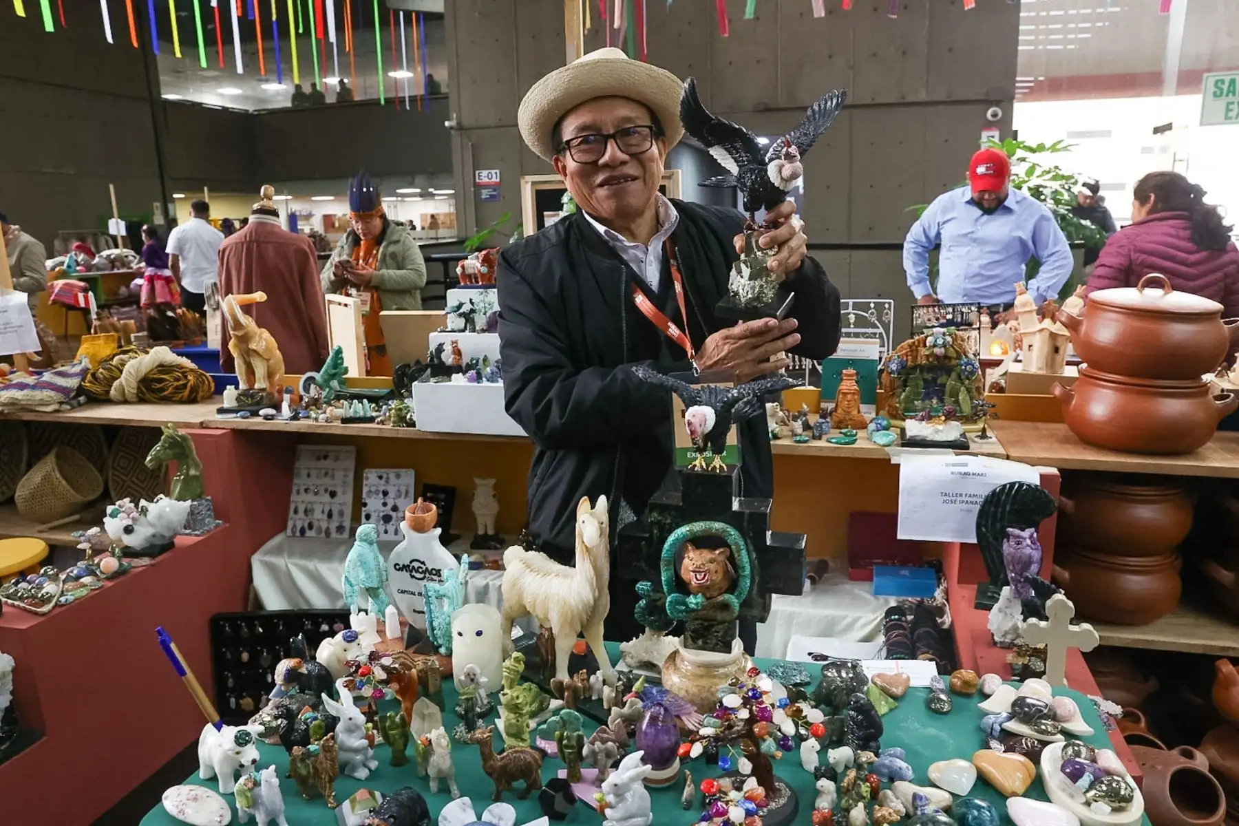 Más de 200 colectivos artesanales de todo el país participan en la exposición-venta de Ruraq Maki, representando a pueblos andinos, amazónicos y afroperuanos. Foto: ANDINA/ Juan Carlos Guzmán