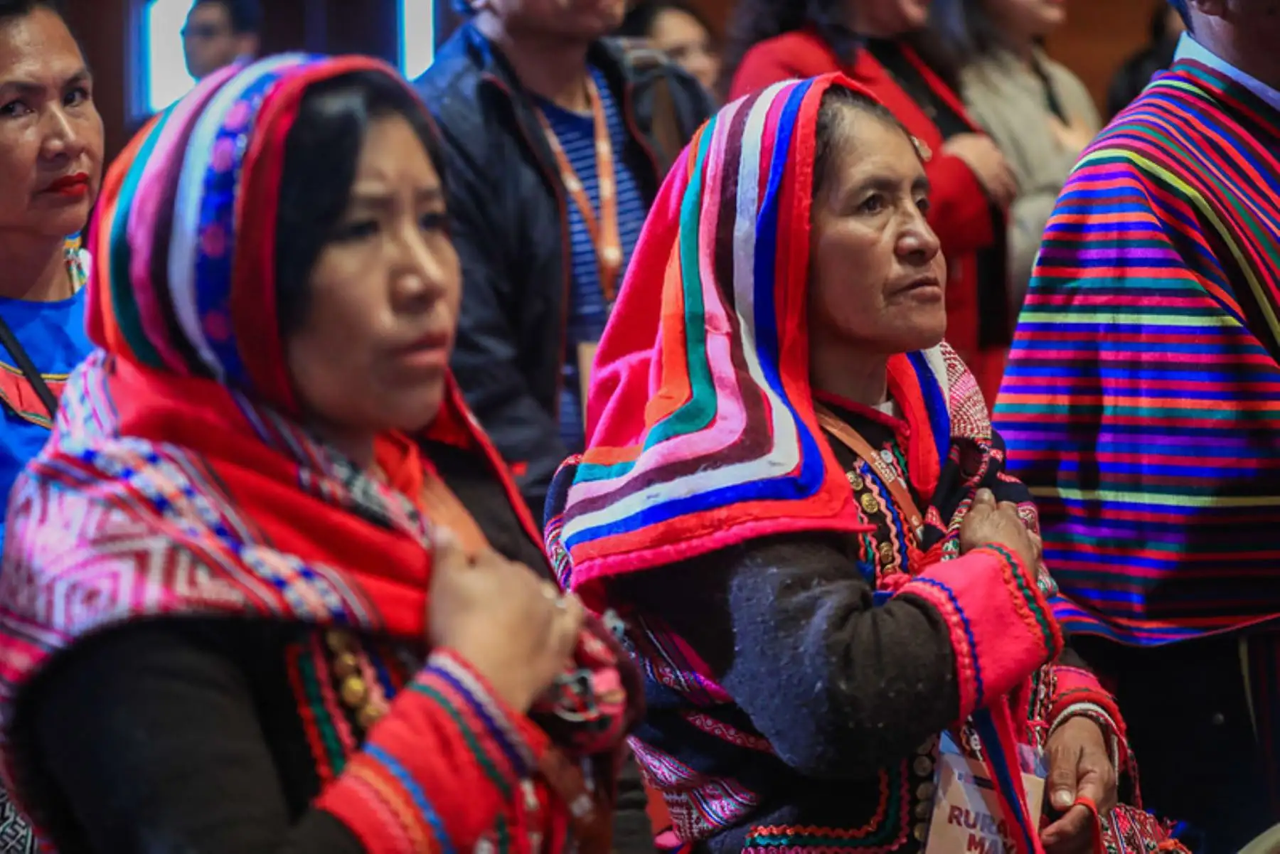 La presidenta Dina Boluarte inaugura la exposición “Ruraq Maki, hecho a mano”, que reúne a 208 colectivos de artesanos de todo el país para celebrar y preservar nuestro patrimonio cultural. Foto: ANDINA/Prensa Presidencia