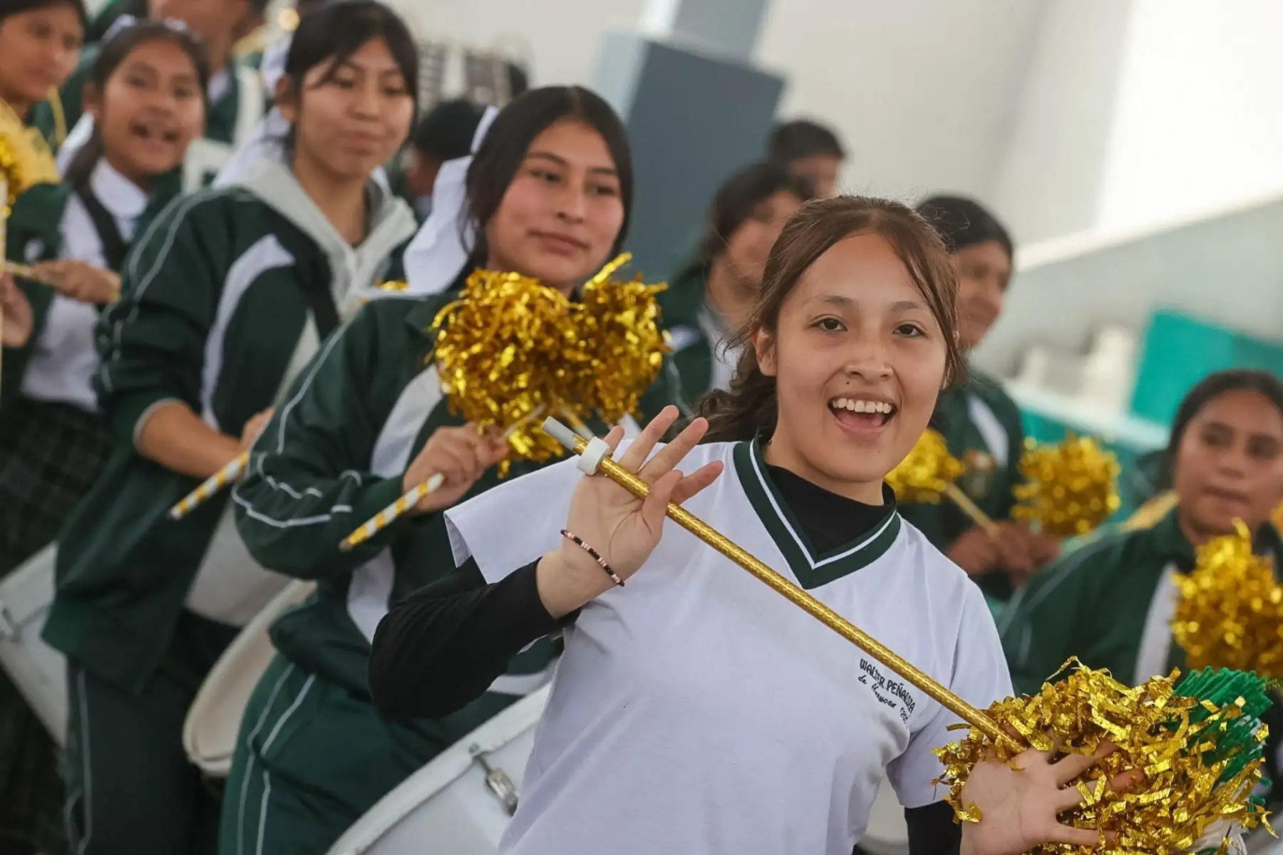 Ensayo de la banda y escolta del colegio Peñaloza de Huaycan, que se hizo famoso por su coreografía. Dicha escolta formará parte de la gran Parada Militar del 29 de julio.

Foto: ANDINA/Juan Carlos Guzmán Negrini