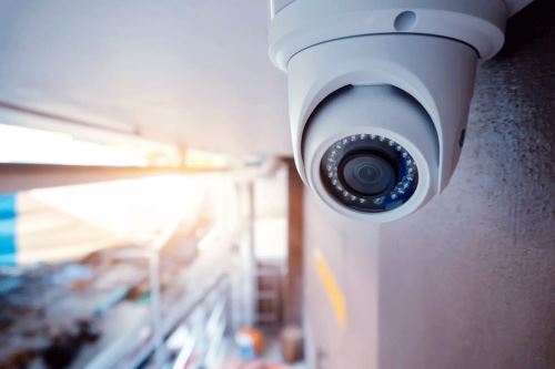 Seguridad privada y cámara de videovigilancia. Foto: ANDINA/Difusión