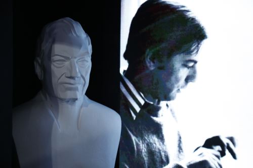 FIL Lima 2025: con exposición audiovisual rinden homenaje al Nobel Mario Vargas Llosa