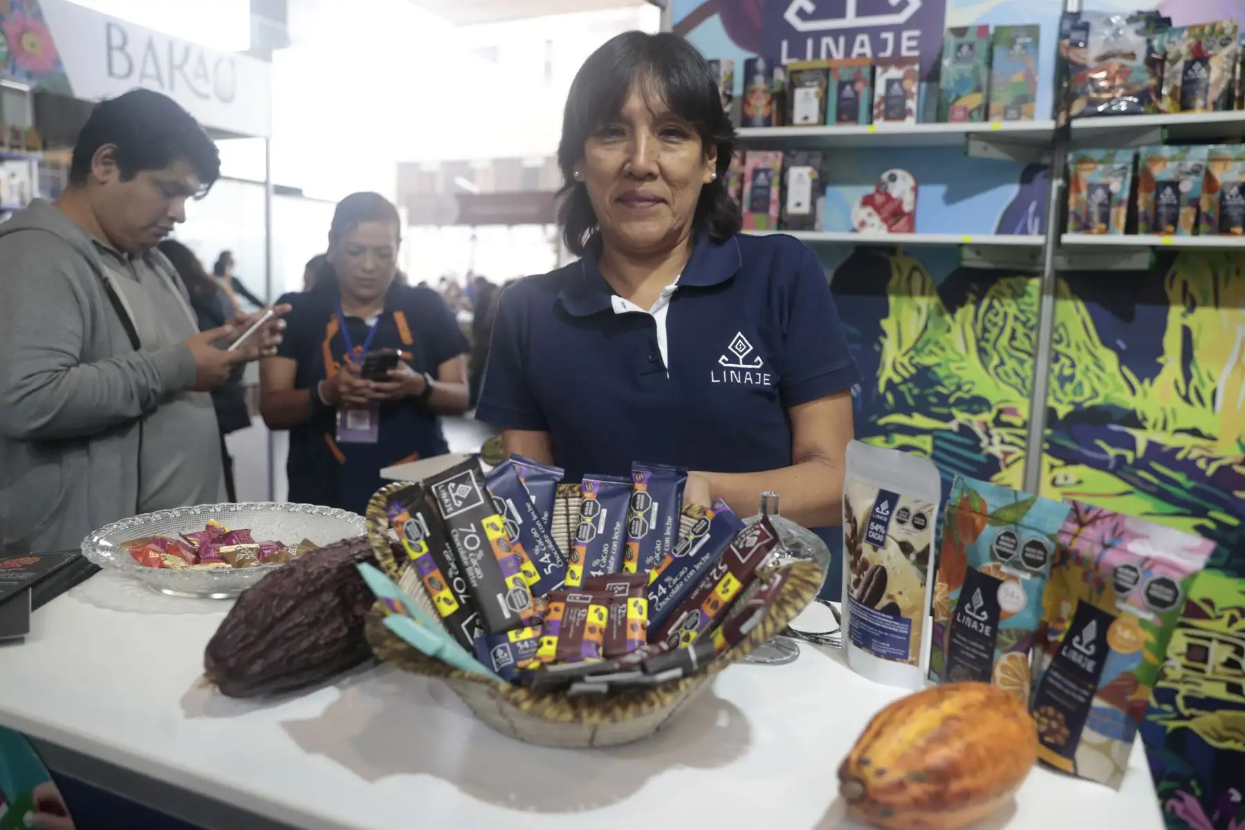 Con gran entusiasmo se realiza la inauguración de la Rueda de Negocios Nacional de la XVI edición del Salón del Cacao y Chocolate en el Centro de Convenciones de Lima.  
Foto: ANDINA/ Vidal Tarqui