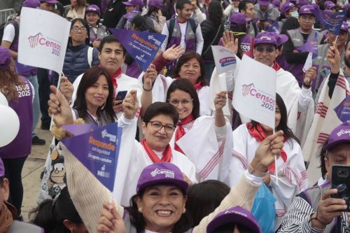 El Instituto Nacional de Estadística e Informática (INEI)  realiza pasacalle con el  objetivo es sensibilizar e incentivar a la ciudadanía a sumarse activamente a este importante proceso estadístico nacional los Censos Nacionales 2025.Foto: ANDINA/Vidal Tarqui