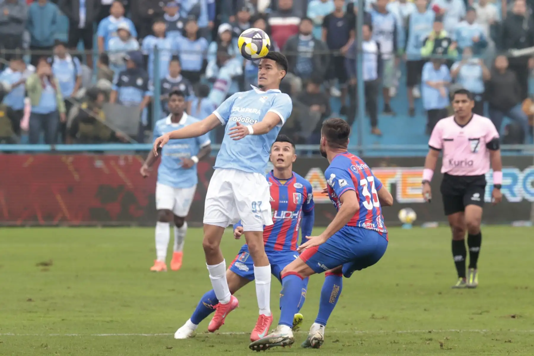 Sporting Cristal se despojó de su discreta actuación para reencontrarse con la contundencia y así golear 3-0 este domingo, en el estadio Alberto Gallardo, al Alianza Universidad de Huánuco para comenzar de gran manera el Torneo Clausura de la Liga 1 2025. Foto: ANDINA/Vidal Tarqui