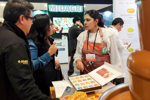 Degustación de cacao ancestral del Perú. ANDINA/Difusión