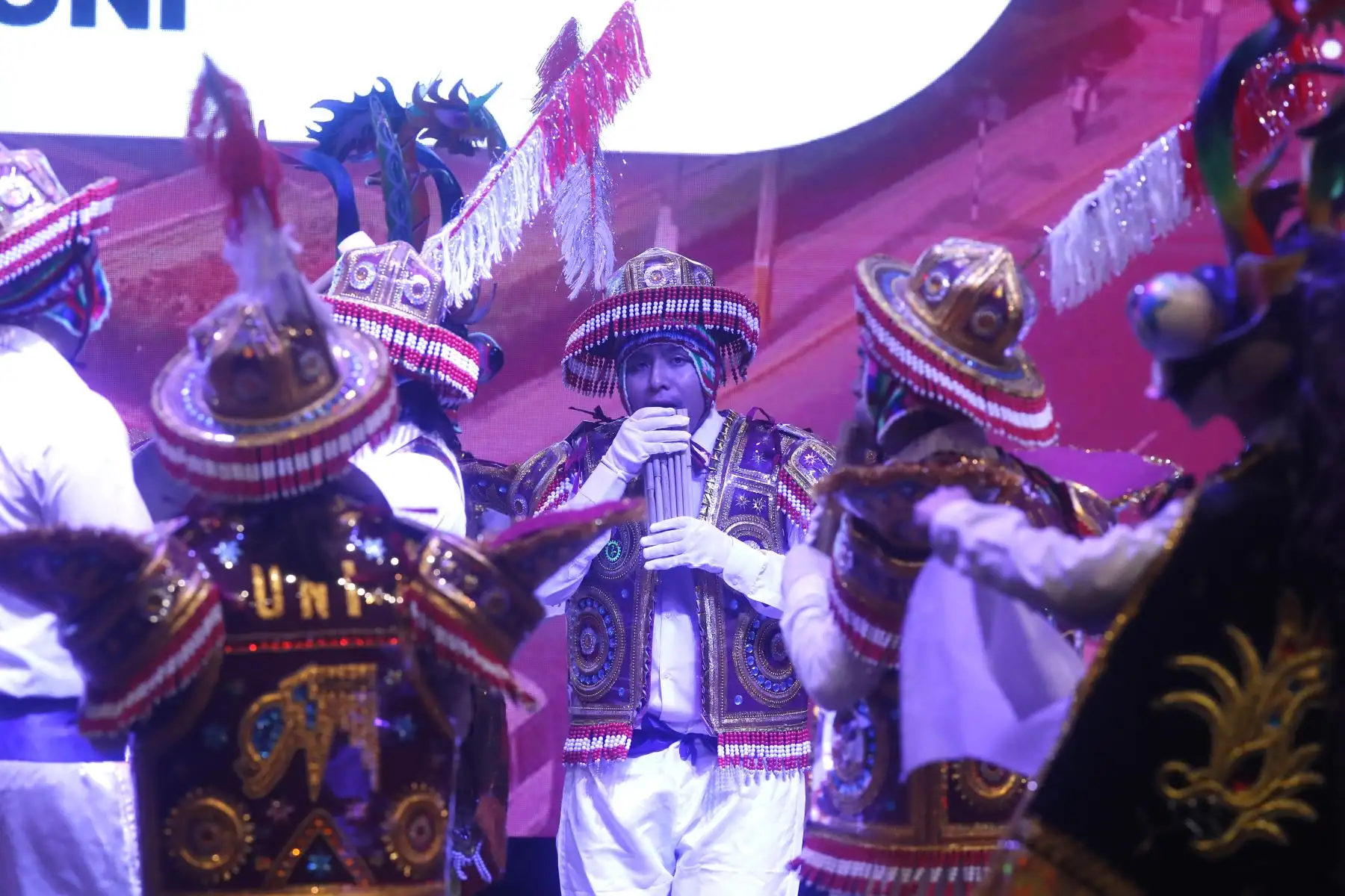 Impulsando el arte, ciencia y cultura, el Gran Teatro de la UNI celebra 30 años de su fundación.
A través de música y danzas, los alumnos de la UNI recuerdan historias inolvidables y reviven emociones que marcaron la historia del conocimiento del recinto.
Foto: ANDINA/Eddy Ramos