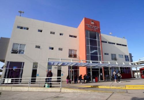 Migraciones espera un gran flujo de visitantes en el puesto de control fronterizo de Santa Rosa, en Tacna durante los días festivos por Fiestas Patrias y que coincide con el inicio del periodo vacacional en Chile. ANDINA/Difusión