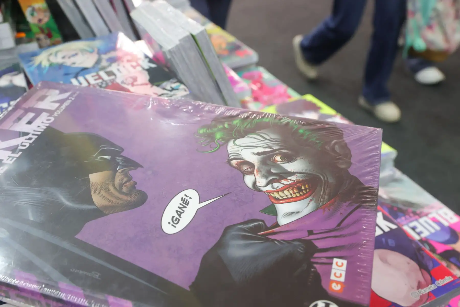 Gran demanda de comics y mangas en la Feria del Libro 2025. Foto: ANDINA/Melina Mejía