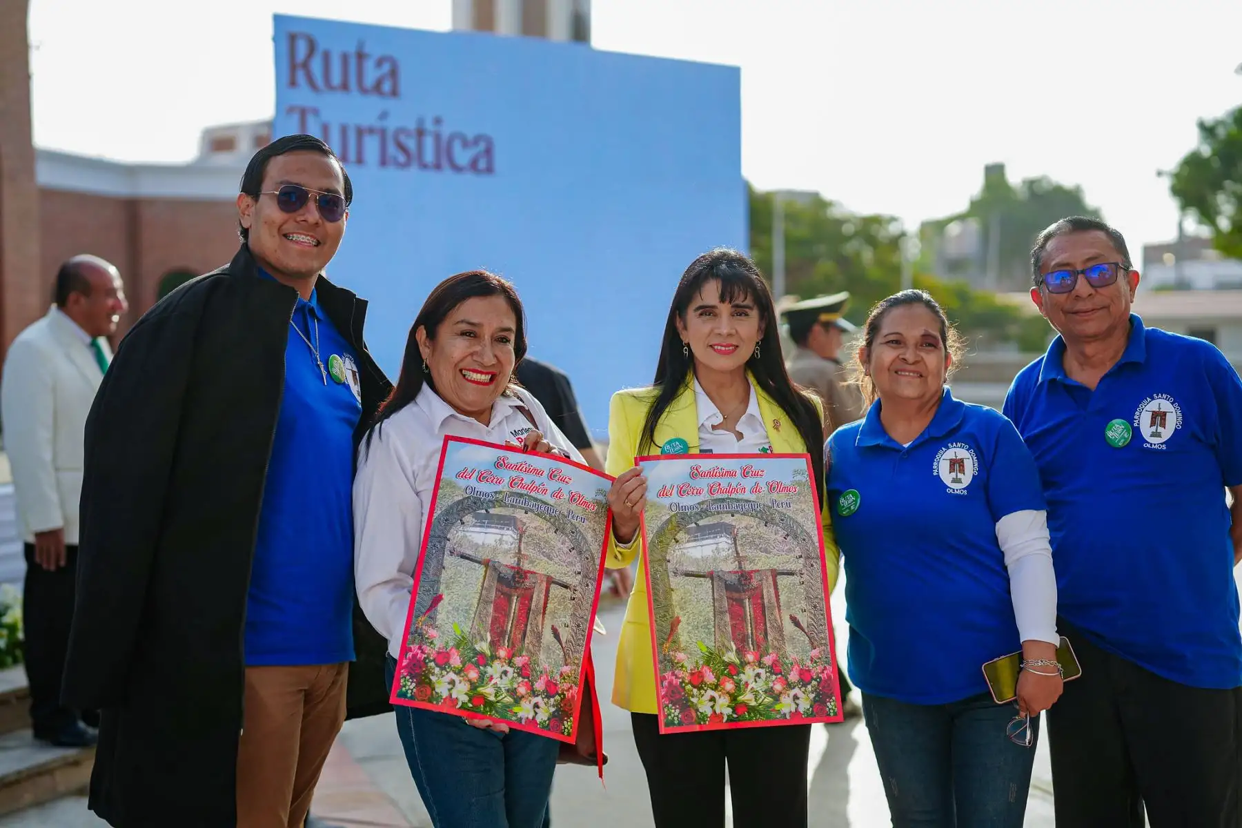 La presidenta Dina Boluarte participó en el lanzamiento de la ruta turística “Caminos del Papa León XIV”, iniciativa que integra fe, cultura y desarrollo en cuatro regiones del país. La ceremonia se realizó en Chiclayo y, de forma simultánea, en Piura, La Libertad y el Callao. Esta ruta busca fortalecer el turismo y revalorar el legado espiritual y cultural en espacios emblemáticos como catedrales y plazas principales. Foto: ANDINA/Presidencia