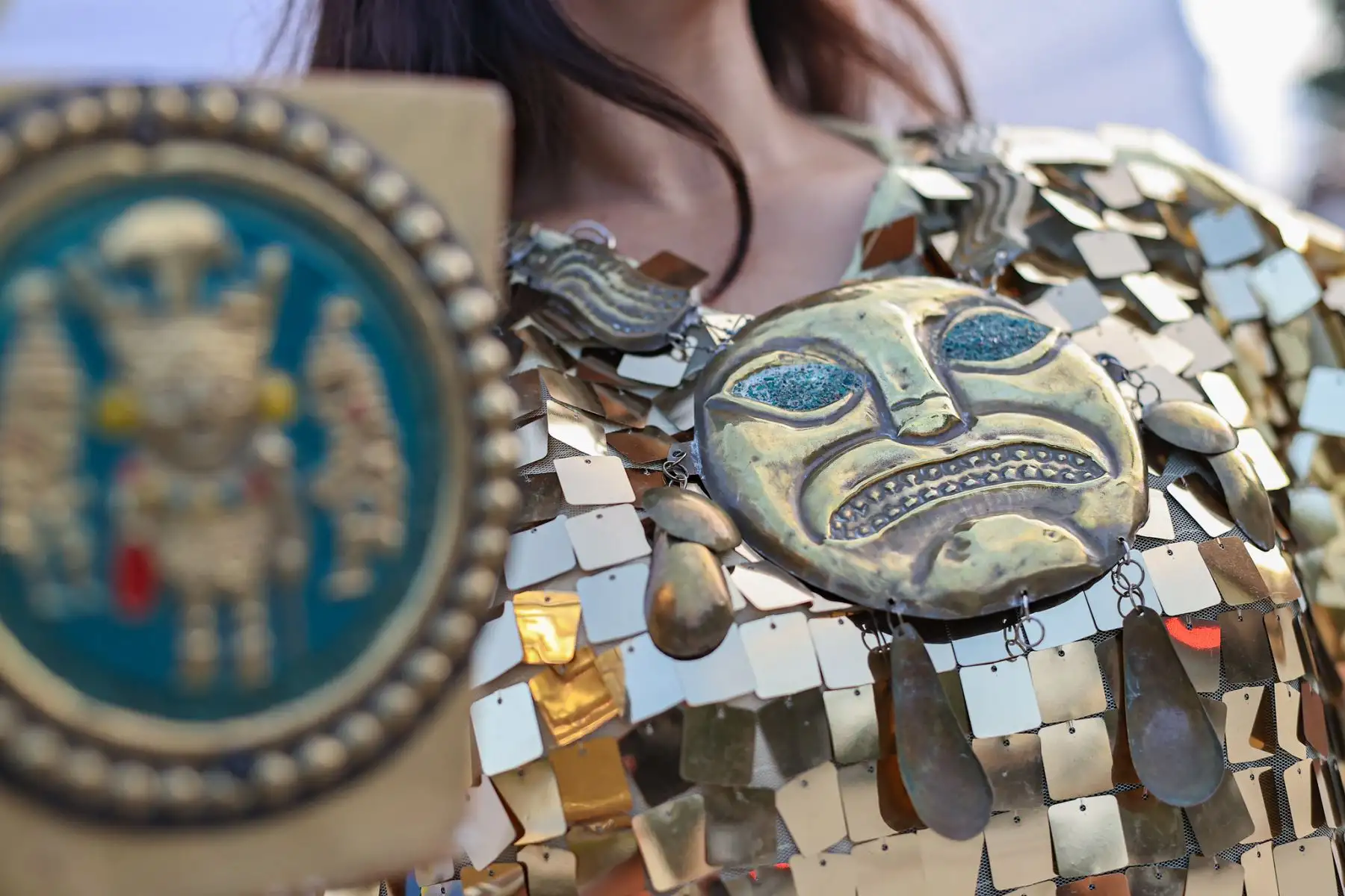 La presidenta Dina Boluarte participó en el lanzamiento de la ruta turística “Caminos del Papa León XIV”, iniciativa que integra fe, cultura y desarrollo en cuatro regiones del país. La ceremonia se realizó en Chiclayo y, de forma simultánea, en Piura, La Libertad y el Callao. Esta ruta busca fortalecer el turismo y revalorar el legado espiritual y cultural en espacios emblemáticos como catedrales y plazas principales. Foto: ANDINA/Presidencia