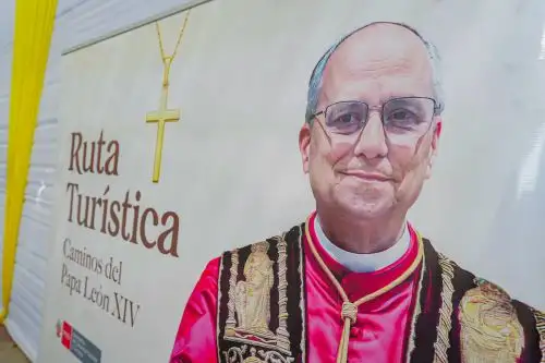 “La ruta del papa ya comenzó desde el día de su lanzamiento; las actividades y el tema de promoción por parte de los operadores dentro de estas regiones ya han comenzado".ANDINA/Prensa Presidencia