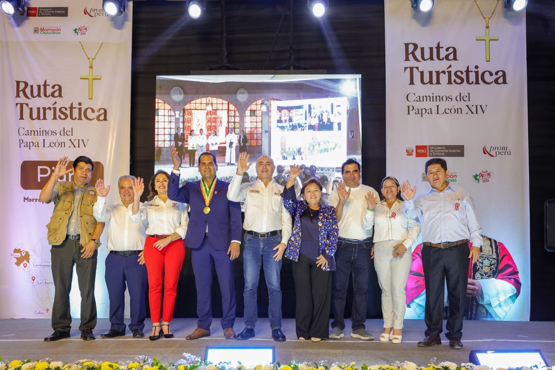 MInistro de Vivienda, Construcción y Saneamiento, Durich Whittembury, participó desde Chulucanas, región Piura, del lanzamiento de la ruta turística "Los caminos del Papa León XIV". Foto: Cortesía.