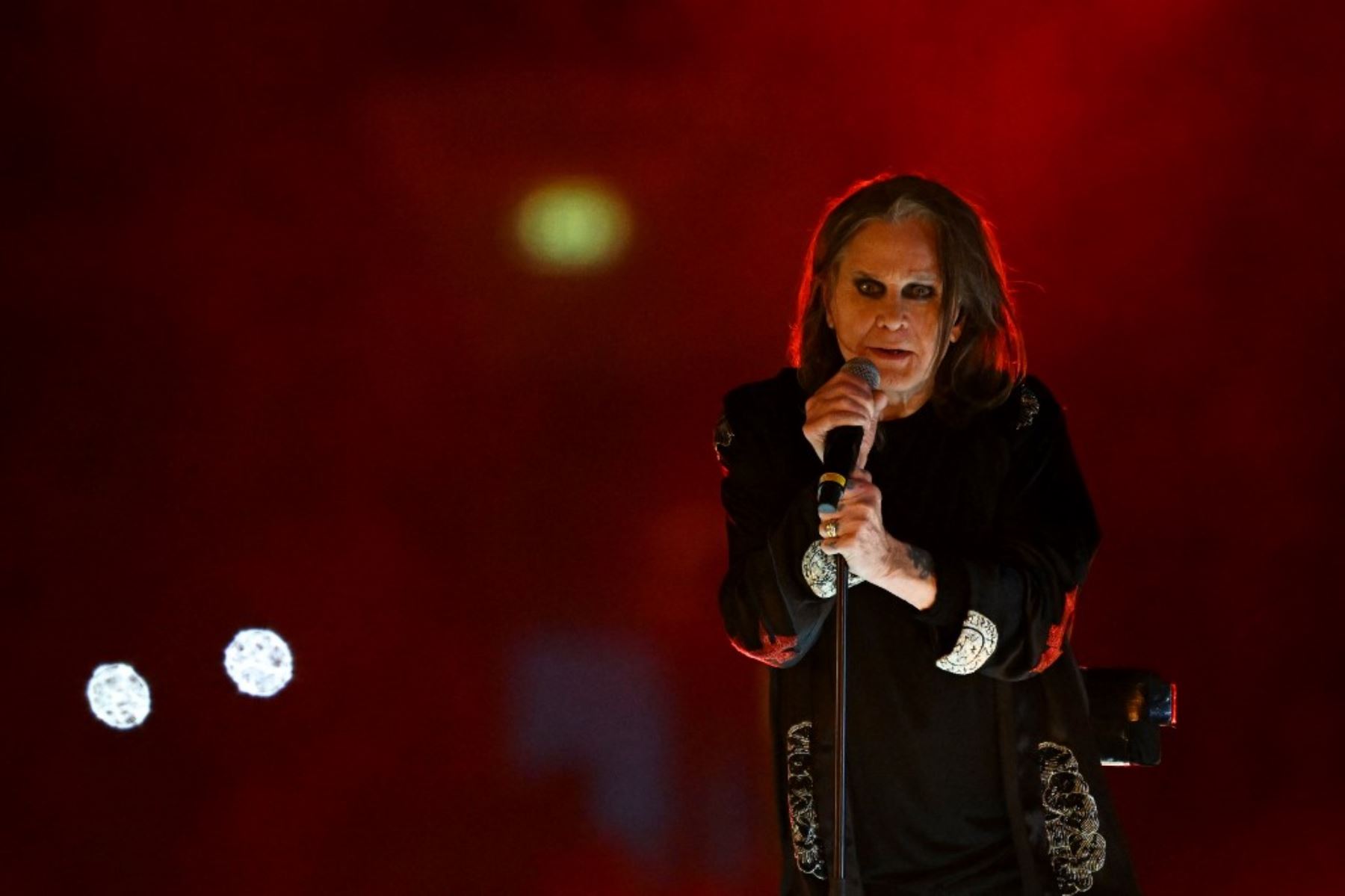 Ozzy Osbourne, el líder del grupo de heavy metal Black Sabbath, murió el martes a los 76 años, anunció su familia en un comunicado. Foto: AFP