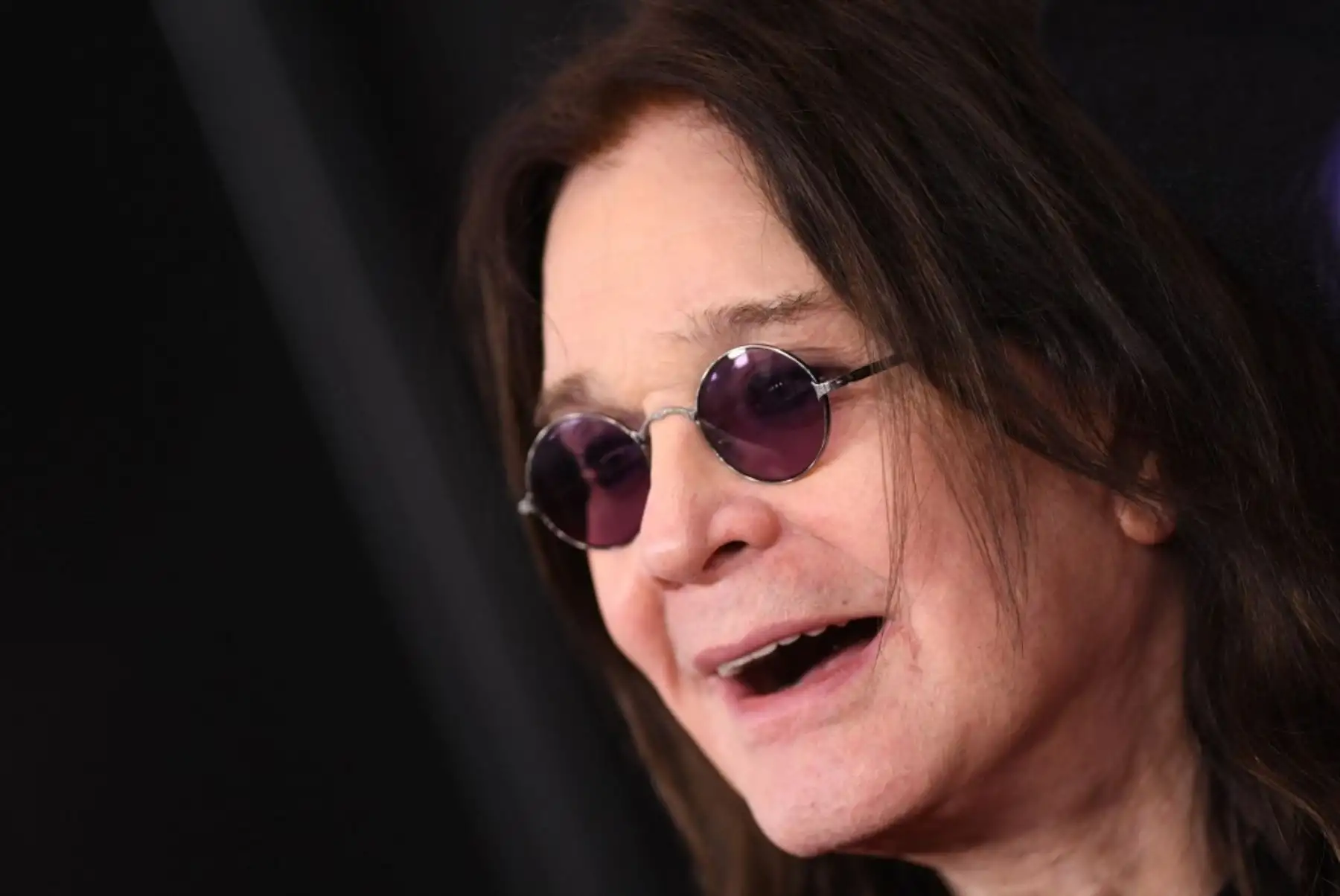 Ozzy Osbourne, el líder del grupo de heavy metal Black Sabbath, murió el martes a los 76 años, anunció su familia en un comunicado. Foto: AFP