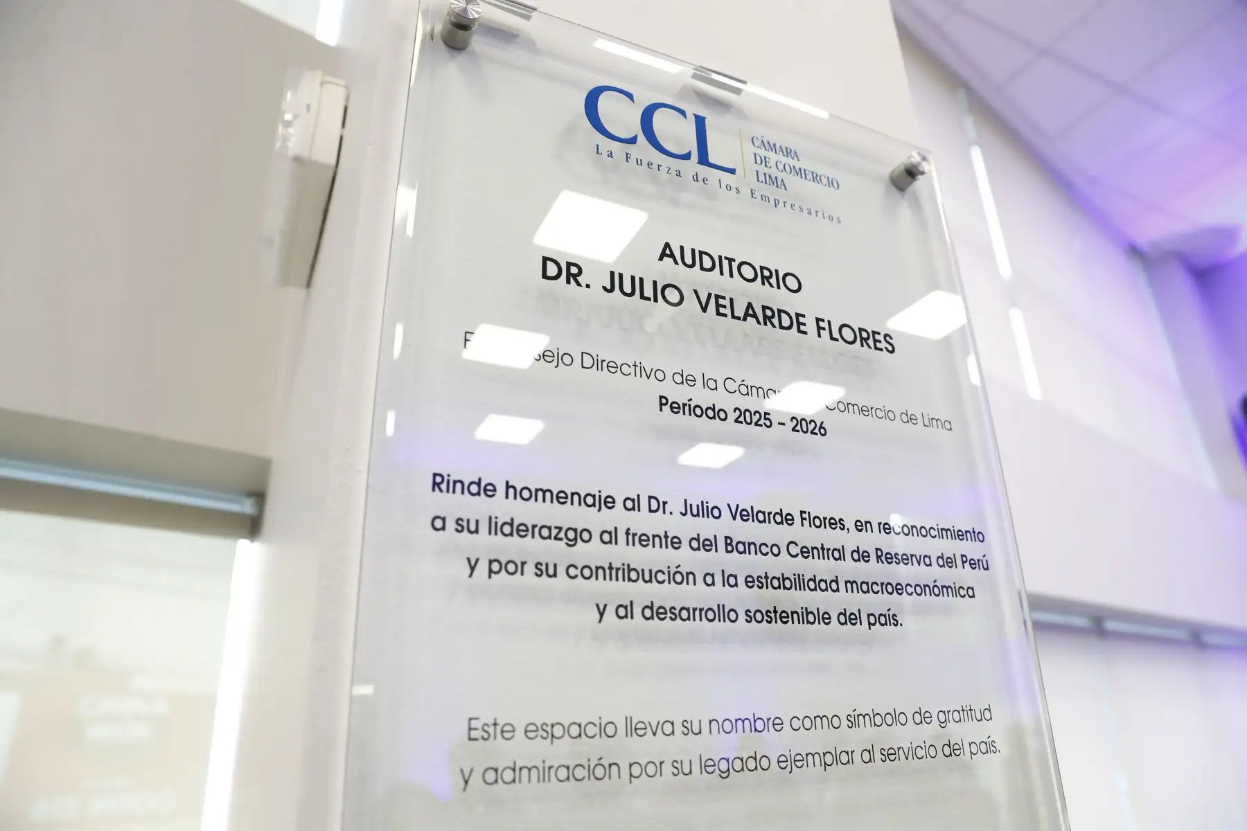 La Cámara de Comercio de Lima presentó el Premio Julio Velarde, un concurso para rendir homenaje al presidente del Banco Central de Reserva del Perú por su contribución al desarrollo económico del país. Esta competencia tiene por finalidad impulsar la investigación académica, la reflexión y el análisis económico del Perú. Foto: ANDINA/Daniel Bracamonte