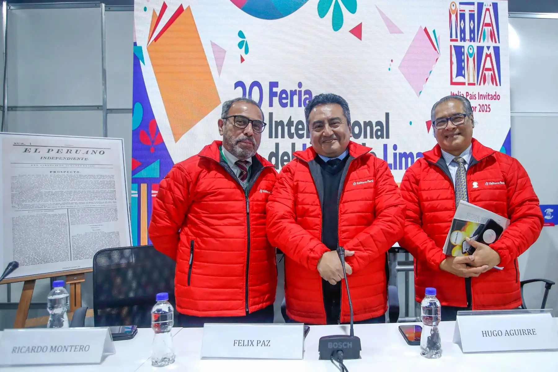 Editora Perú participó en la Feria Internacional del Libro de Lima con el conversatorio “El Peruano 200 años: El rol de los medios públicos en la sociedad”. El evento contó con la participación de Hugo Aguirre, presidente del Directorio de Editora Perú; Félix Paz, director de Medios Periodísticos; y Ricardo Montero, gerente de Publicaciones Oficiales del Diario Oficial El Peruano. Foto: ANDINA/Eddy Ramos