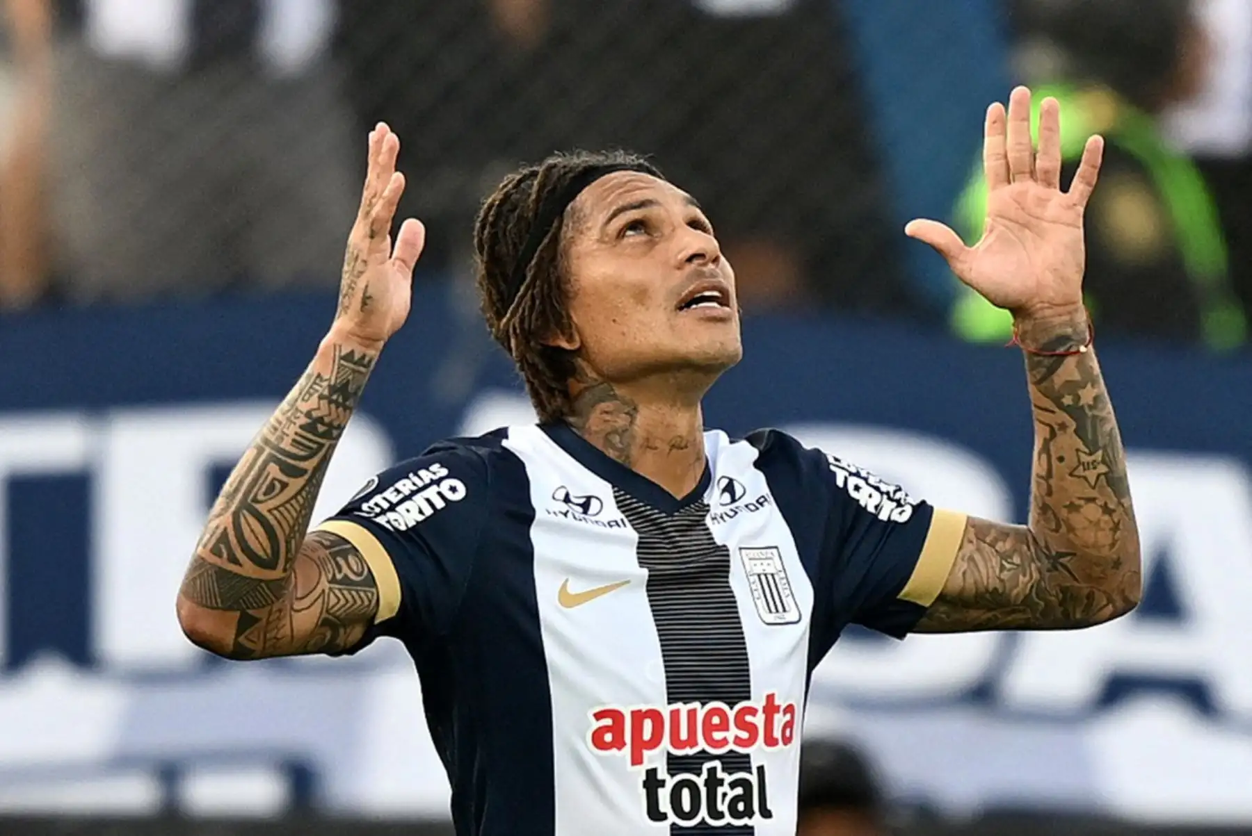 Paolo Guerrero durante un partido de fútbol de la Liga 1 con su actual club, Alianza Lima. Foto: AFP