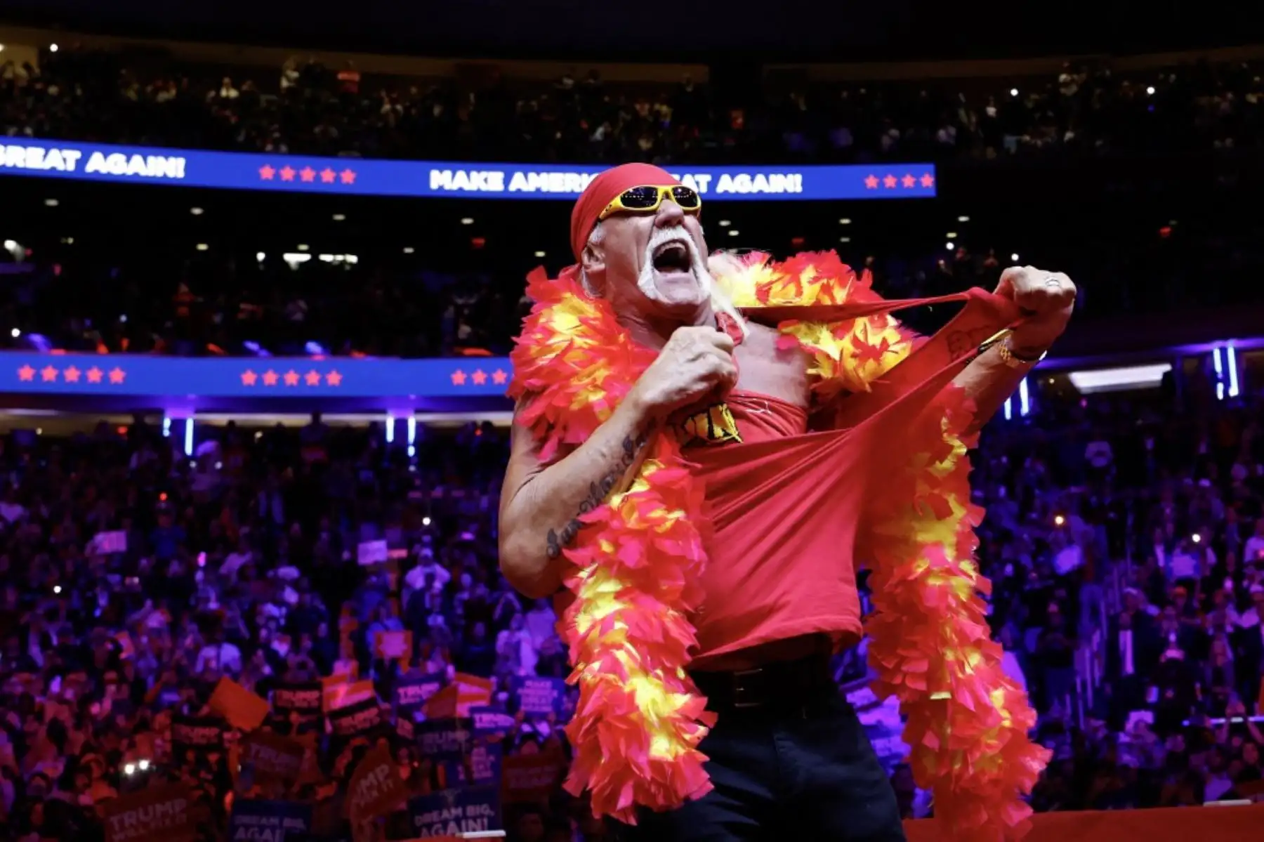 Hulk Hogan, el icónico rostro de la lucha libre profesional de la década de 1980, quien convirtió su destreza en el ring en una carrera como actor, murió a los 71 años. Foto: AFP